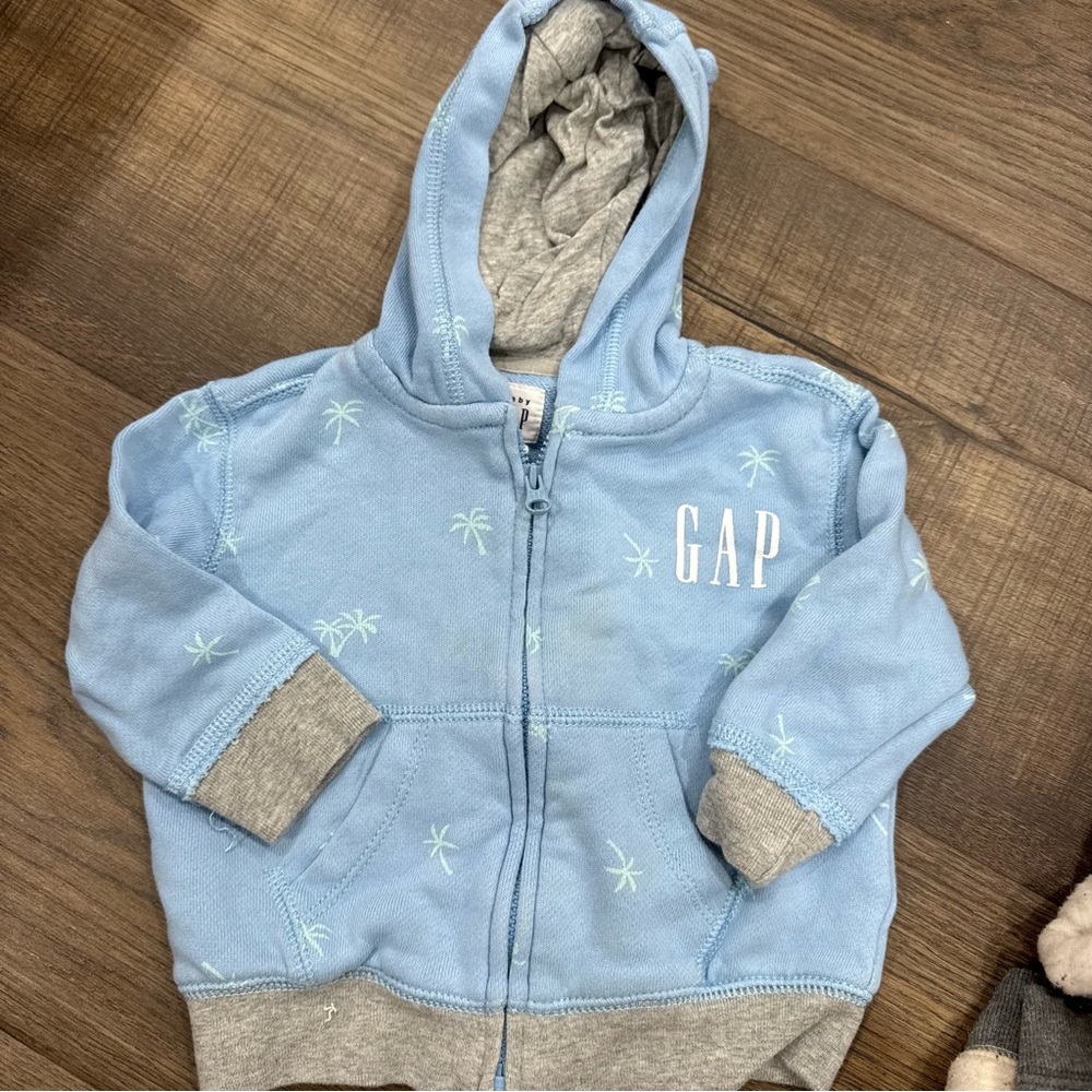 Baby GAP 6-12 m bundle - Picture 6 of 6